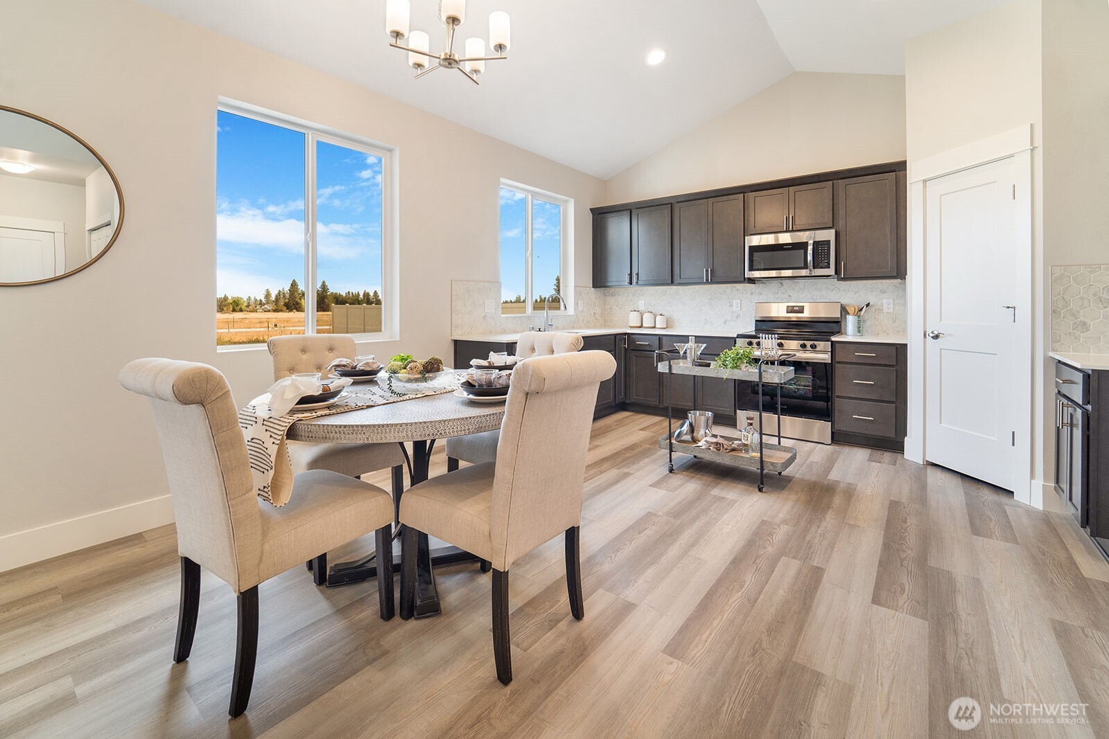 5819 South Sherri Lee Road Spokane, WA 99224 - Photo 4 of 24 Gallery Image 4