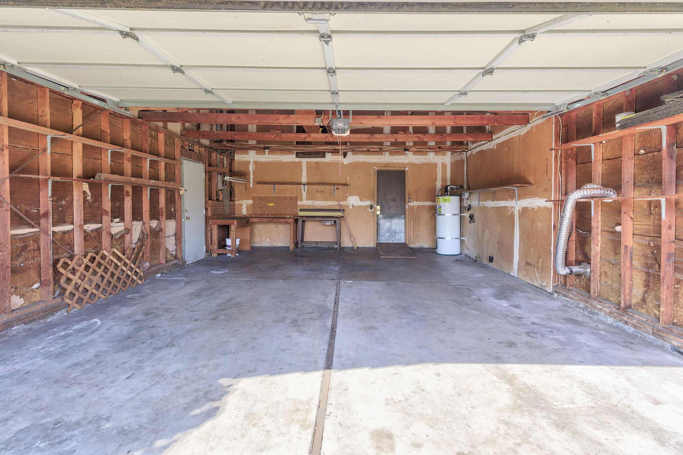 850 Crestbrook Road Medford, OR 97504 - Photo 27 of 28 crestbrook027