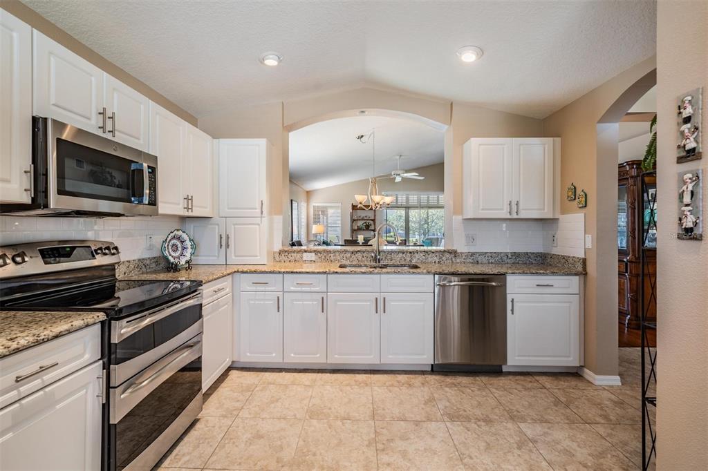 1032 Dustan Place Trinity, FL 34655 - Photo 11 of 51