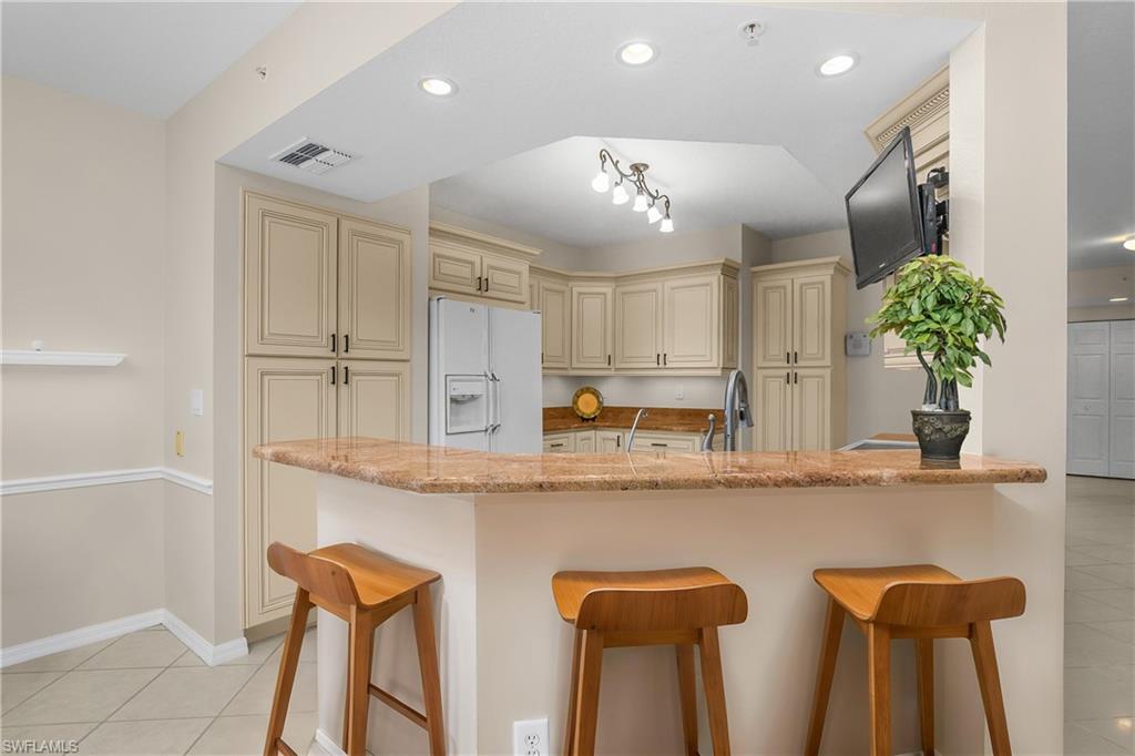 6838 Lantana Bridge Road, Unit 103 Naples, FL 34109 - Photo 9 of 43 Gallery Image 9