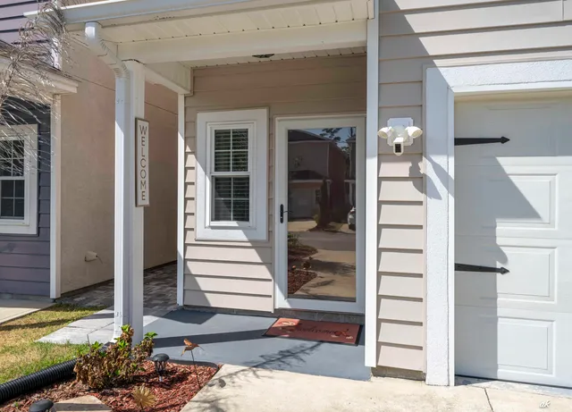 a view of a entryway front of a house