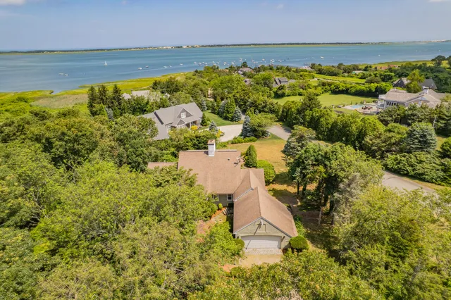 $1,995,000 | 93 Harris Meadow Lane, Barnstable, MA 02630