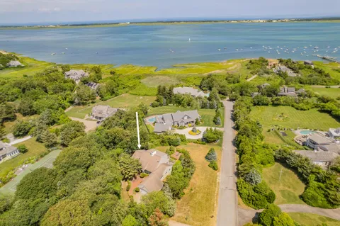 $1,995,000 | 93 Harris Meadow Lane, Barnstable, MA 02630