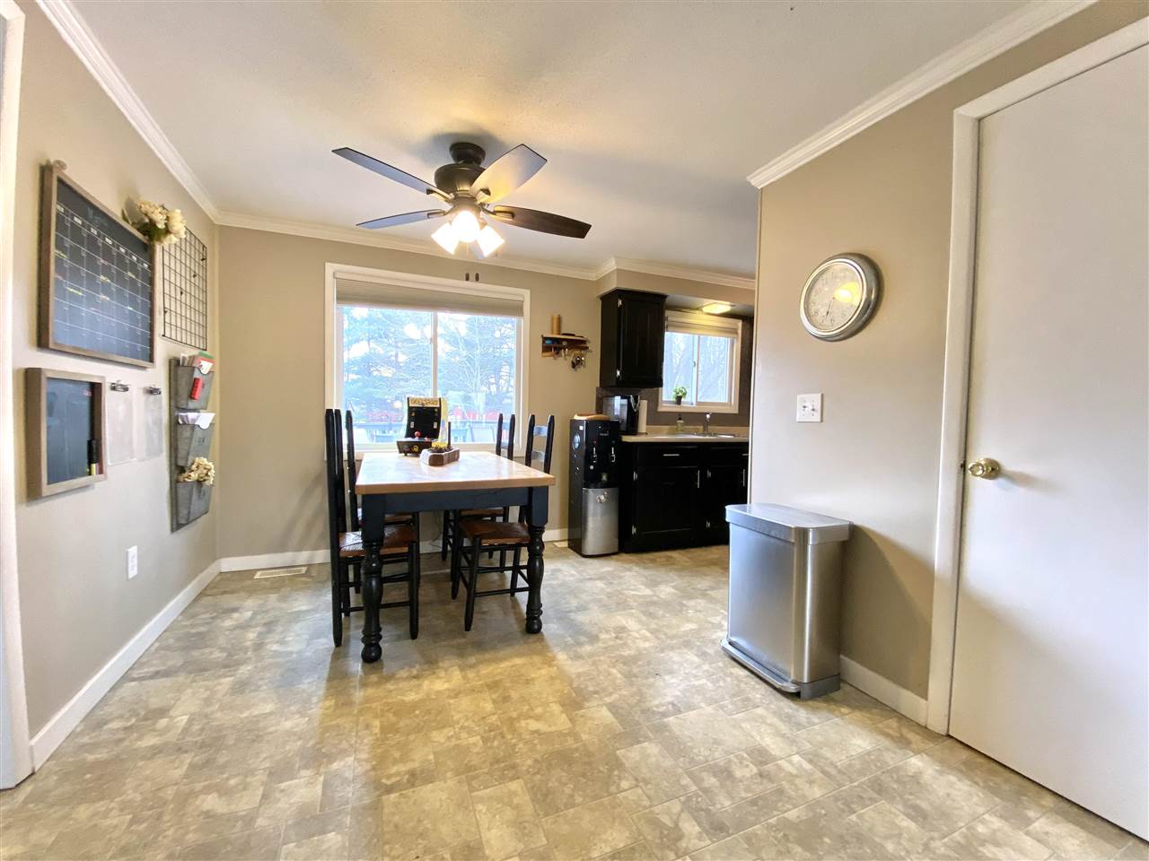 14337 Stuart Road Chesaning, MI 48616 - Photo 13 of 79 50068167-12.JPG