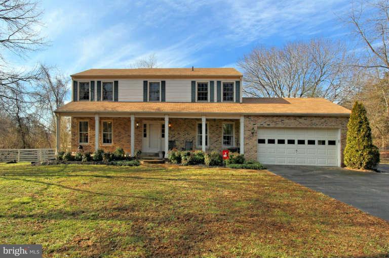 6050 Colchester Road Fairfax, VA 22030 - Photo 1 of 23 Exterior (Front)