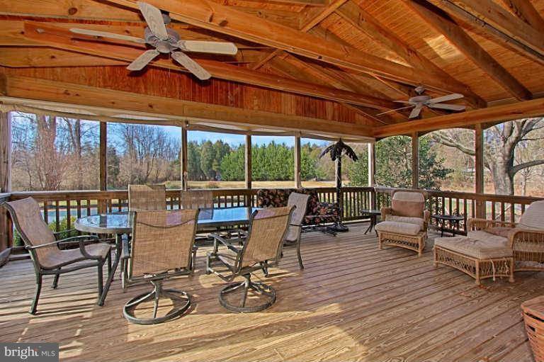 6050 Colchester Road Fairfax, VA 22030 - Photo 18 of 23 Screened Porch