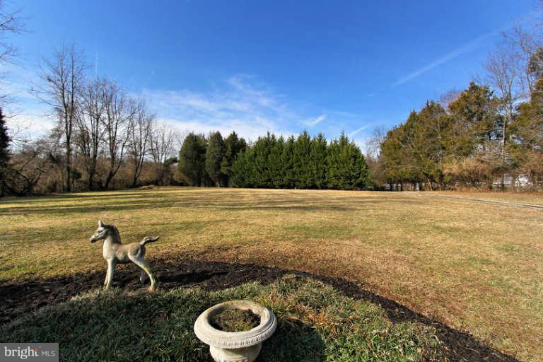 6050 Colchester Road Fairfax, VA 22030 - Photo 21 of 23 View