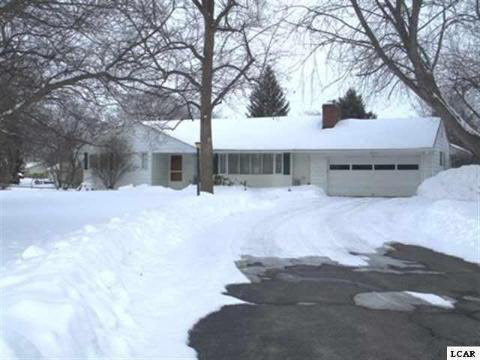 560 East Oregon Road Adrian, MI 49221 - Photo 1 of 11 946725.JPG