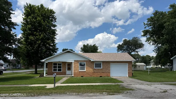 $184,900 | 205 East Cooper Street, Tipton, MO 65081
