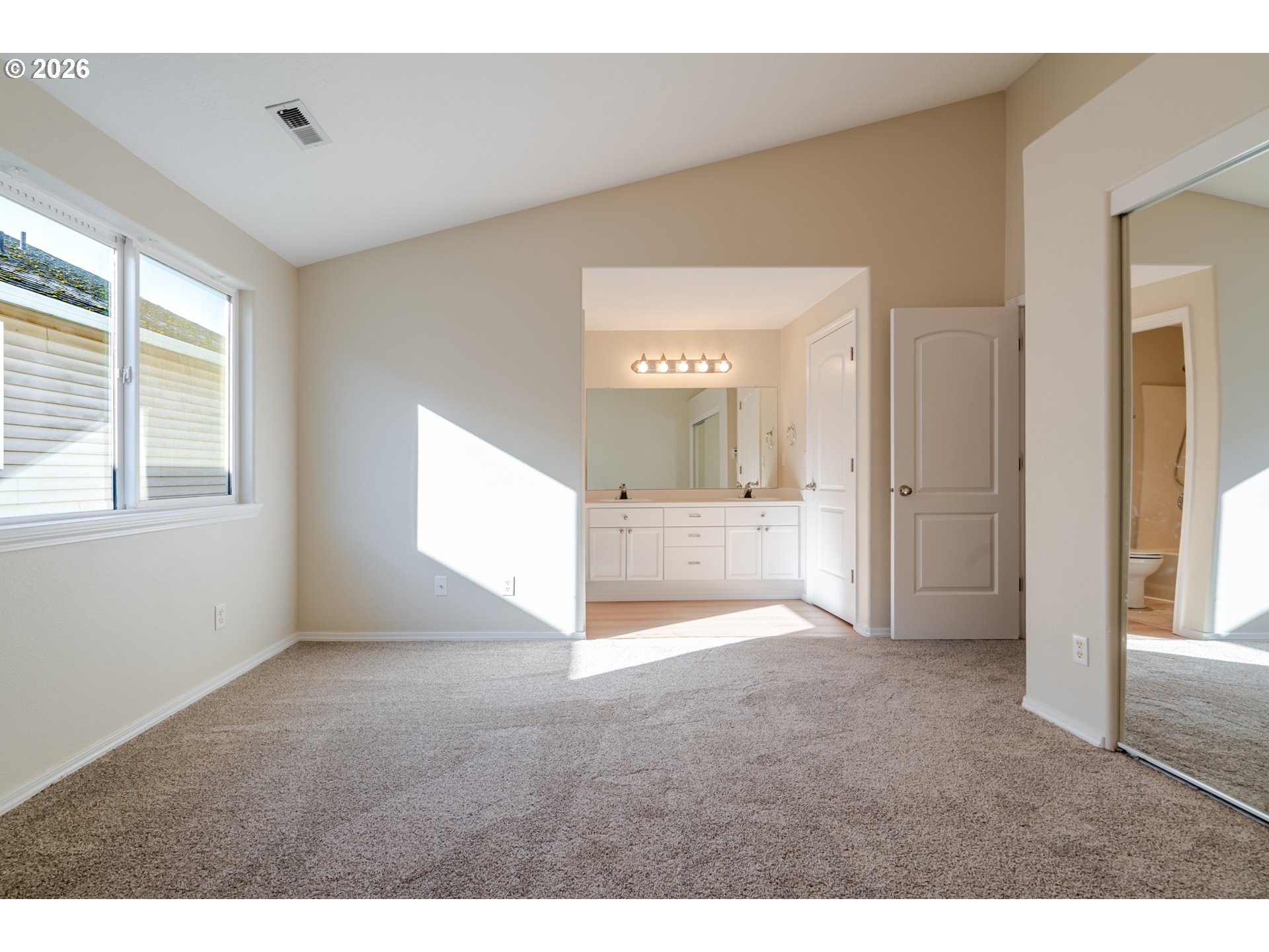 3804 Goldfish Farm Road Southeast Albany, OR 97322 - Photo 17 of 37