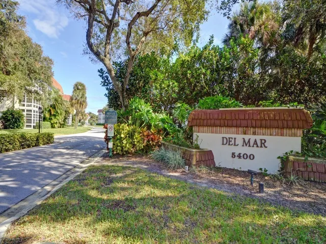 $3,500 | 5400 Florida A1A, Unit D4, Indian River Shores, FL 32963