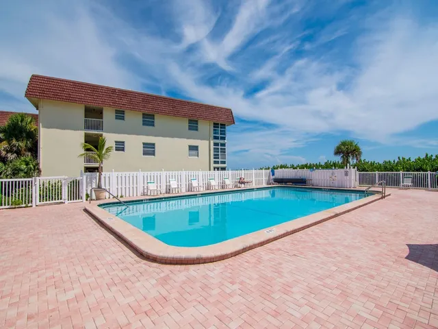 $3,500 | 5400 Florida A1A, Unit D4, Indian River Shores, FL 32963