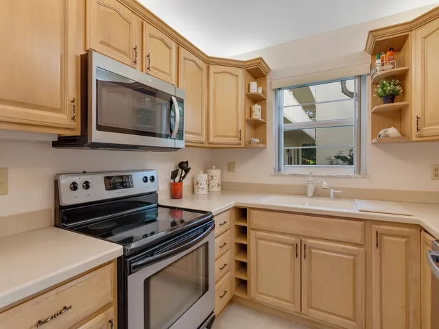 $3,500 | 5400 Florida A1A, Unit D4, Indian River Shores, FL 32963