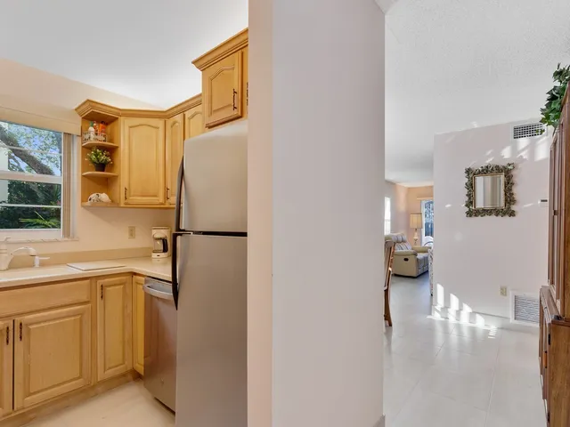 $3,500 | 5400 Florida A1A, Unit D4, Indian River Shores, FL 32963