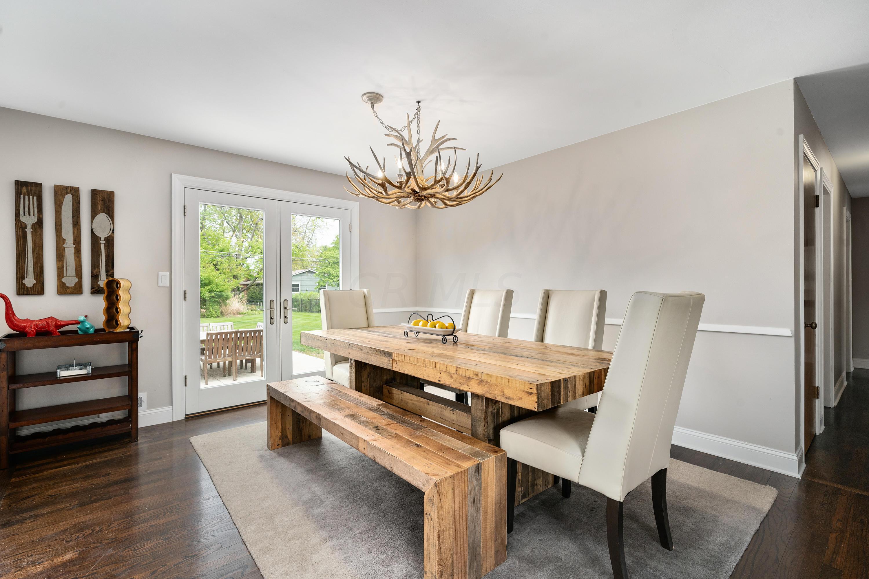 1806 Harwitch Road Columbus, OH 43221 - Photo 13 of 63 Gallery Image 13