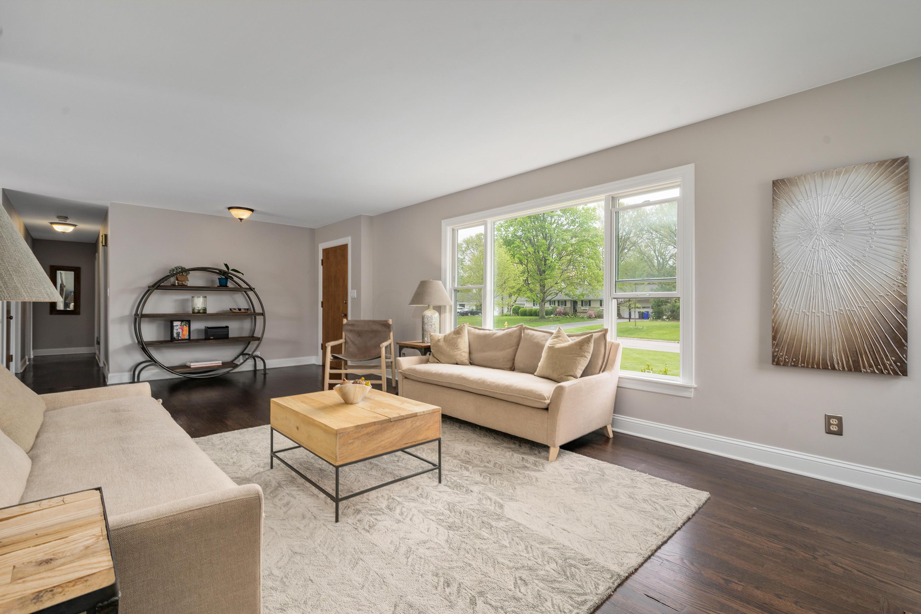 1806 Harwitch Road Columbus, OH 43221 - Photo 10 of 63 Gallery Image 10