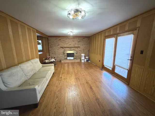 $4,500 | 9608 Burke View Avenue, Burke, VA 22015