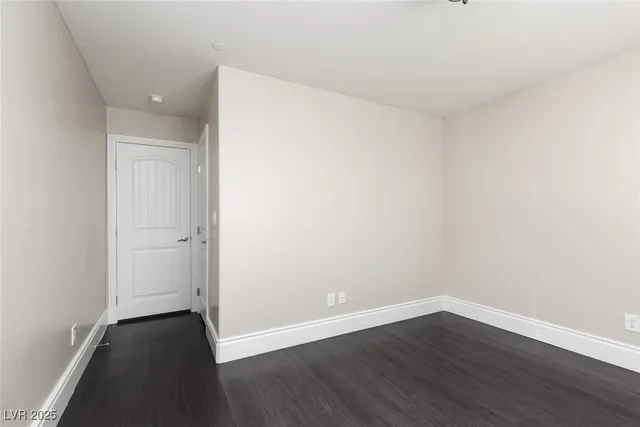 $2,325 | 61 Jasmine Point Street, Henderson, NV 89074