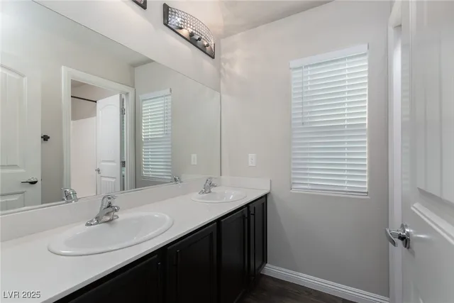 $2,325 | 61 Jasmine Point Street, Henderson, NV 89074