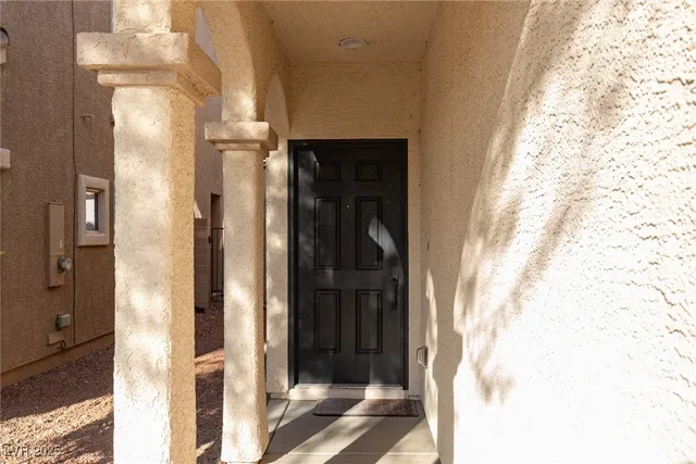 $2,325 | 61 Jasmine Point Street, Henderson, NV 89074