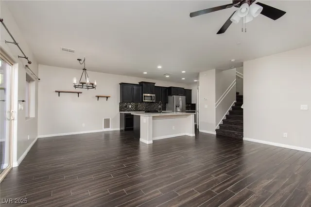 $2,325 | 61 Jasmine Point Street, Henderson, NV 89074