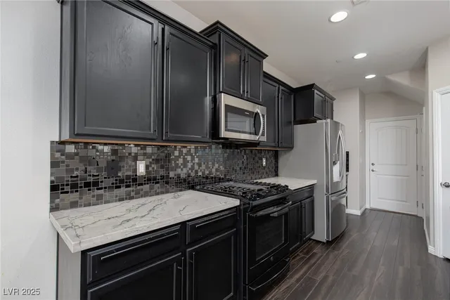 $2,325 | 61 Jasmine Point Street, Henderson, NV 89074