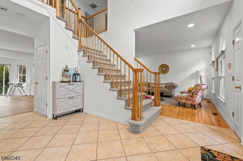 15 Washington Avenue Summit, NJ 07901 - Photo 8 of 35 Gallery Image 8