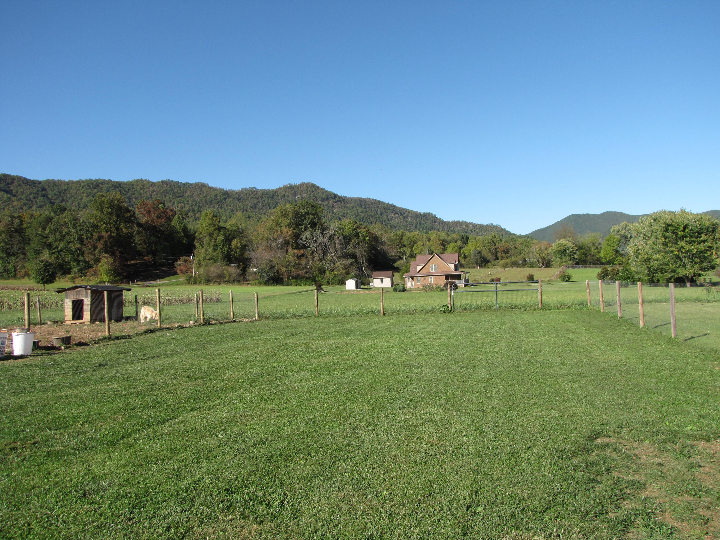 3341 Gap Creek Road Hampton, TN 37658 - Photo 11 of 16 IMG_0448