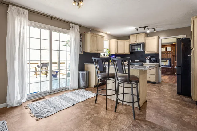 $339,900 | 1806 Trails Drive, Urbana, IL 61802