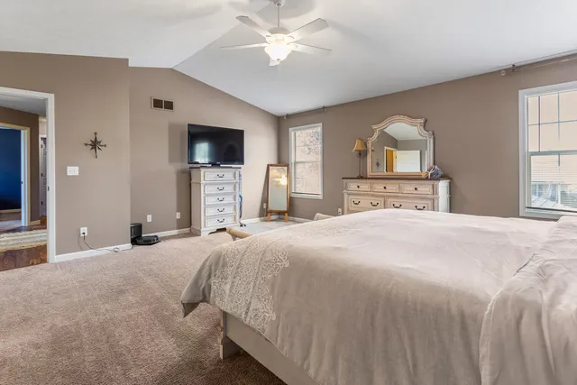 $339,900 | 1806 Trails Drive, Urbana, IL 61802