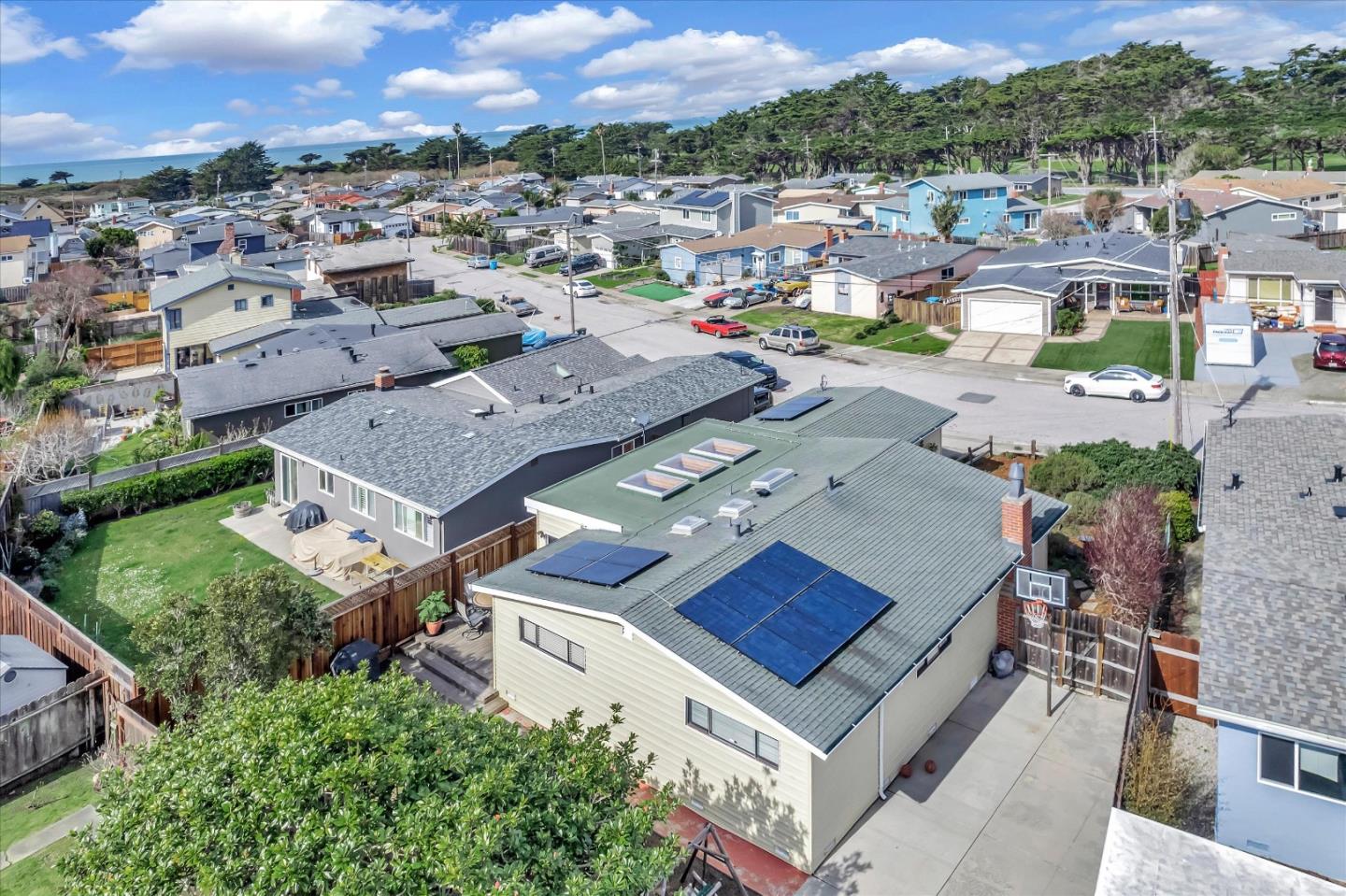 316 Greenway Drive Pacifica, CA 94044 - Photo 40 of 43 an aerial view of a house with a yard