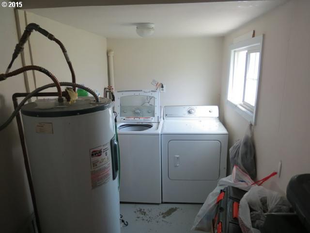 624 Southwest 1st Street Pendleton, OR 97801 - Photo 6 of 9