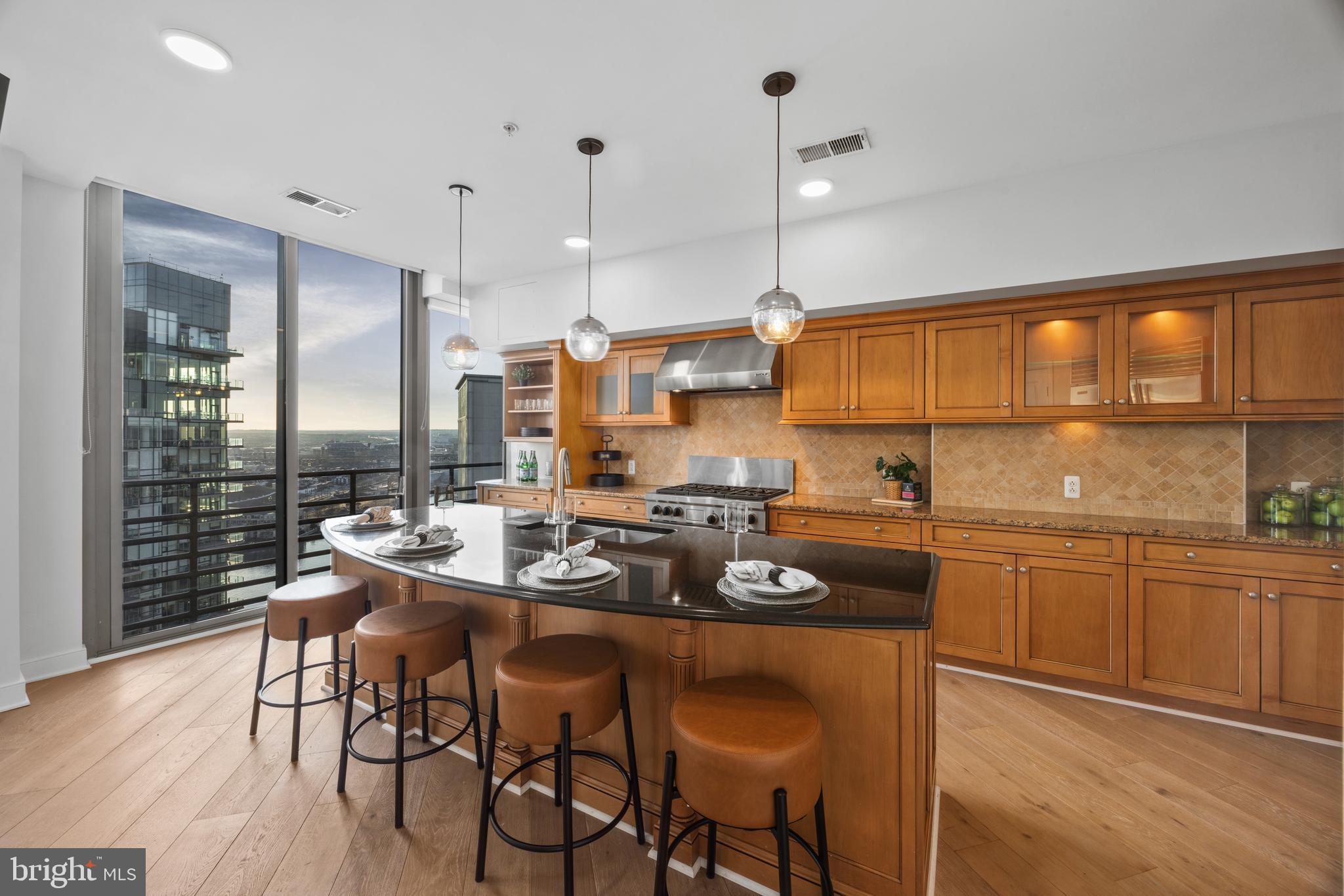 675 President Street, Unit 2904 Baltimore, MD 21202 - Photo 18 of 84