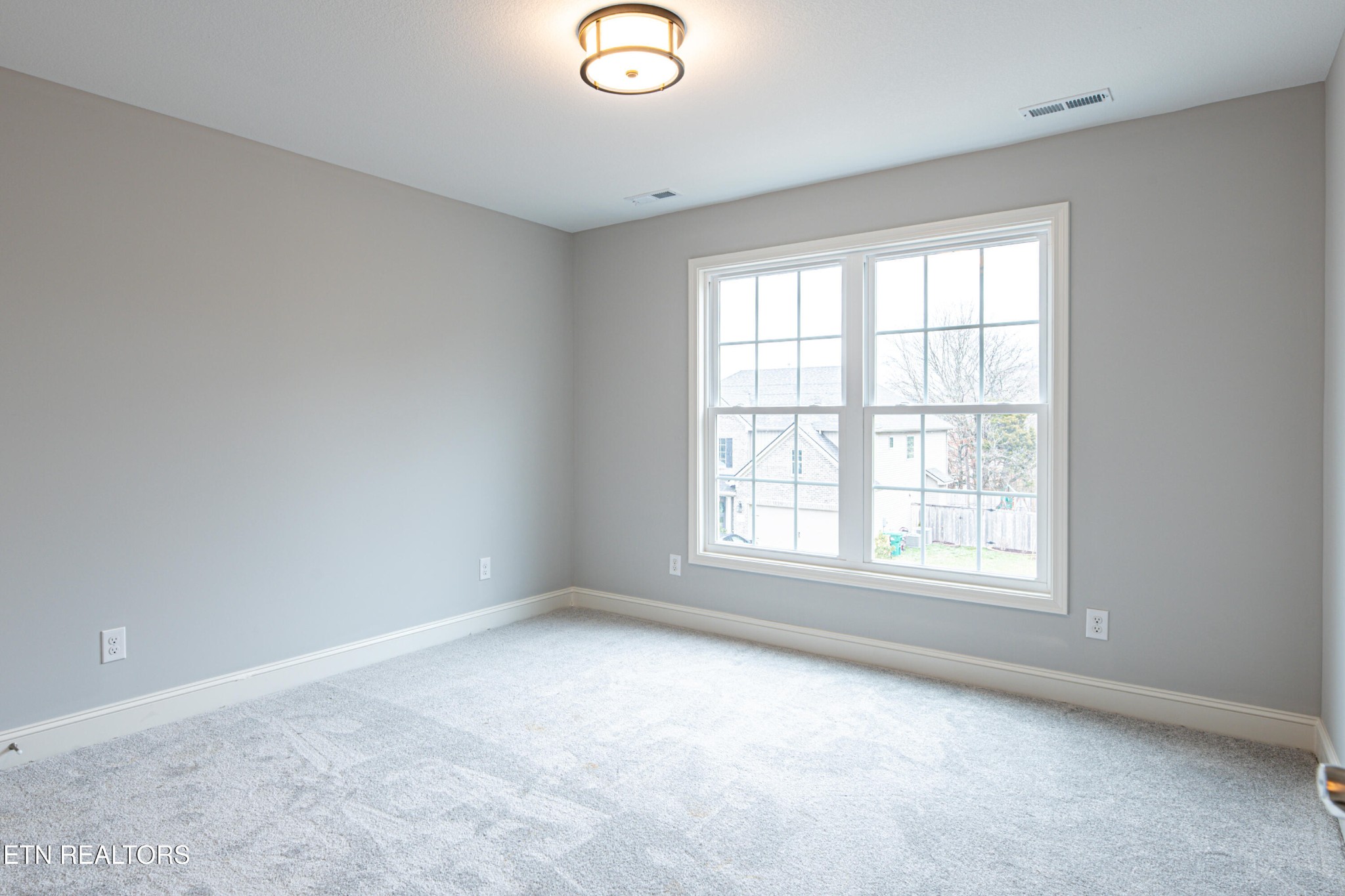 1663 Hickory Reserve Road Knoxville, TN 37932 - Photo 11 of 18 Gallery Image 11