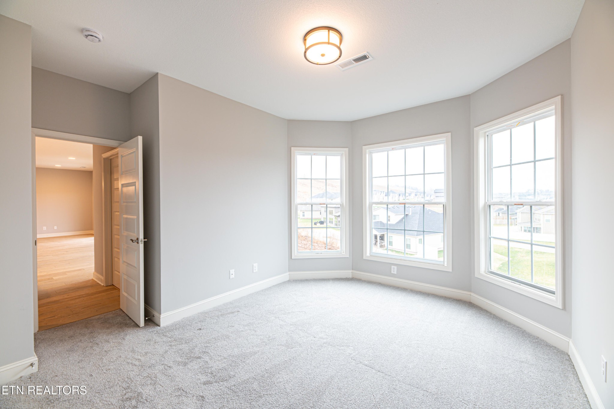 1663 Hickory Reserve Road Knoxville, TN 37932 - Photo 8 of 18 Gallery Image 8