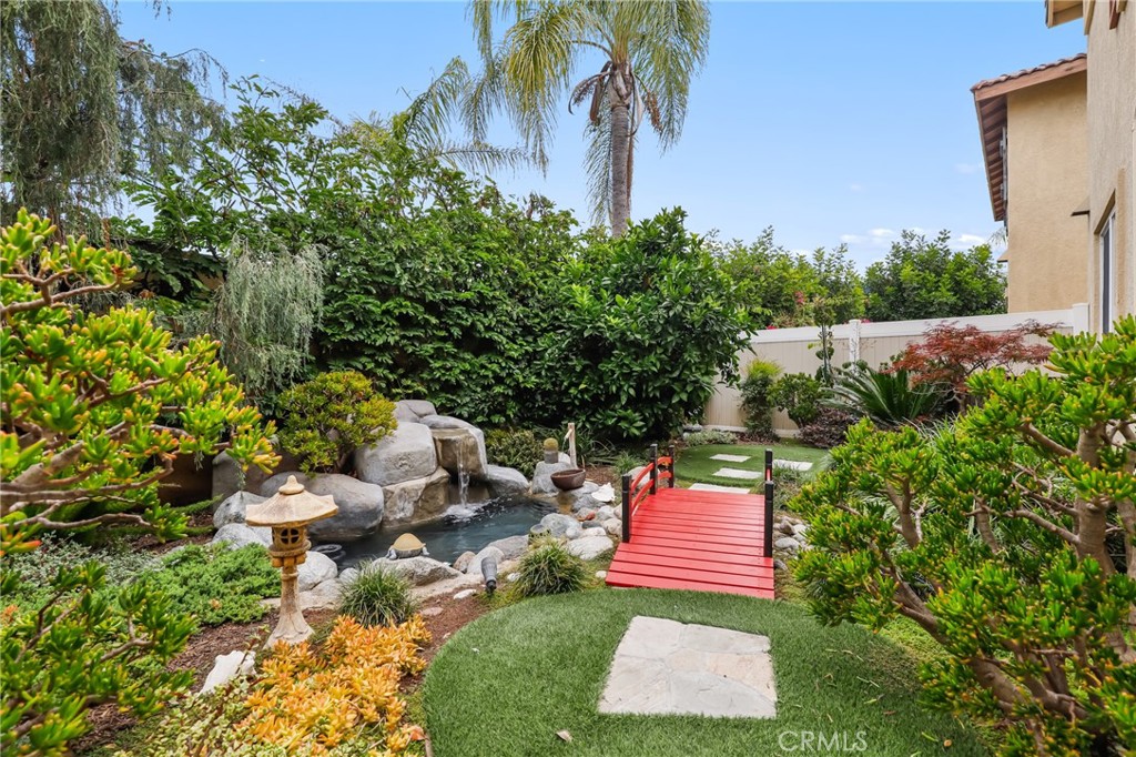 2 Serena Way Stanton, CA 90680 - Photo 33 of 36