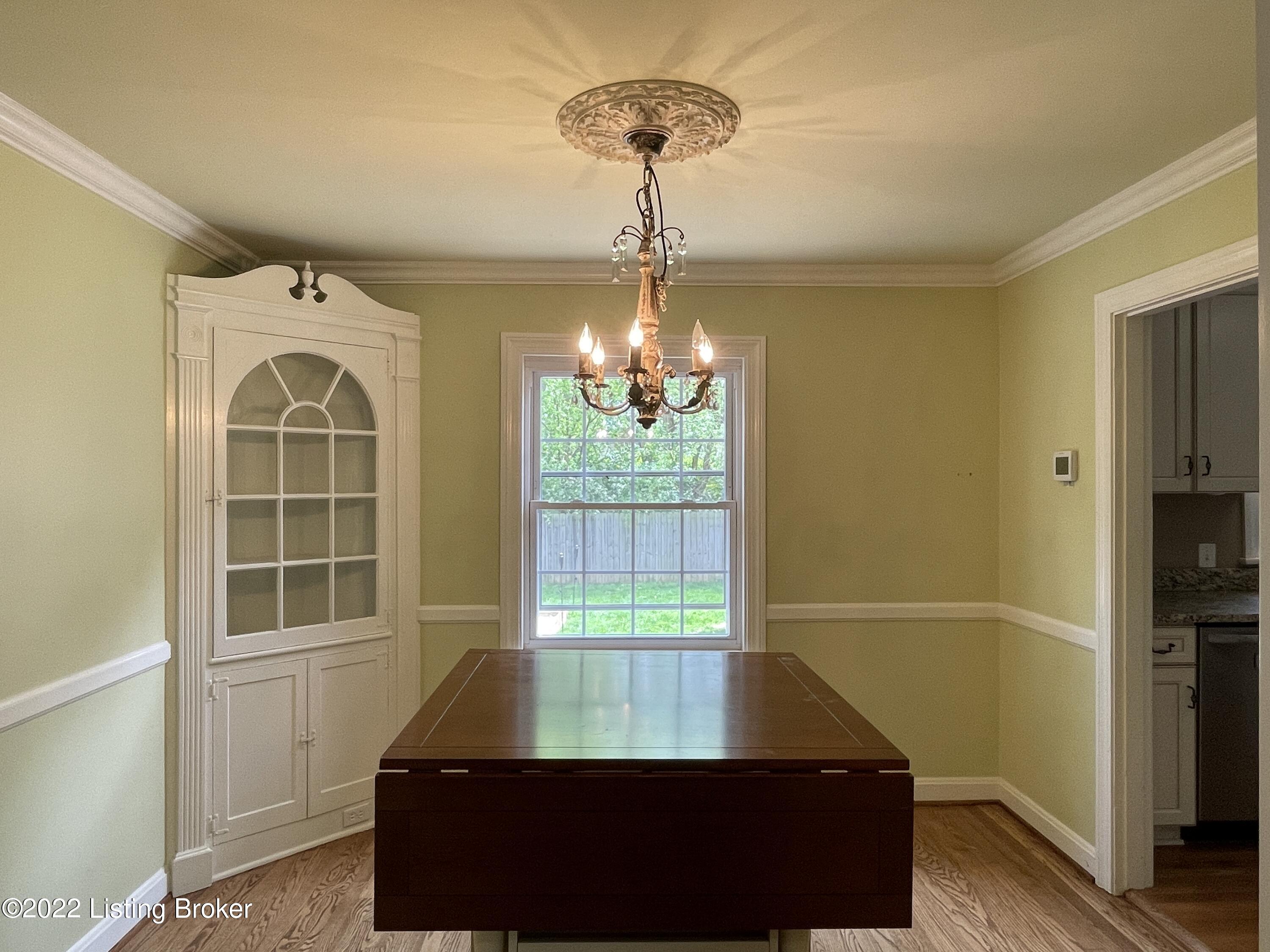 4300 Alton Road Louisville, KY 40207 - Photo 14 of 44 IMG_4475