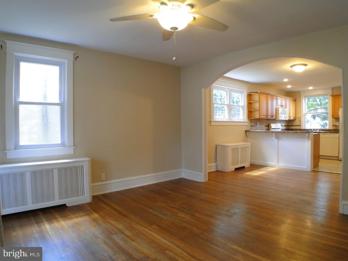 222 Heather Road Upper Darby, PA 19082 - Photo 6 of 25 Dining Room