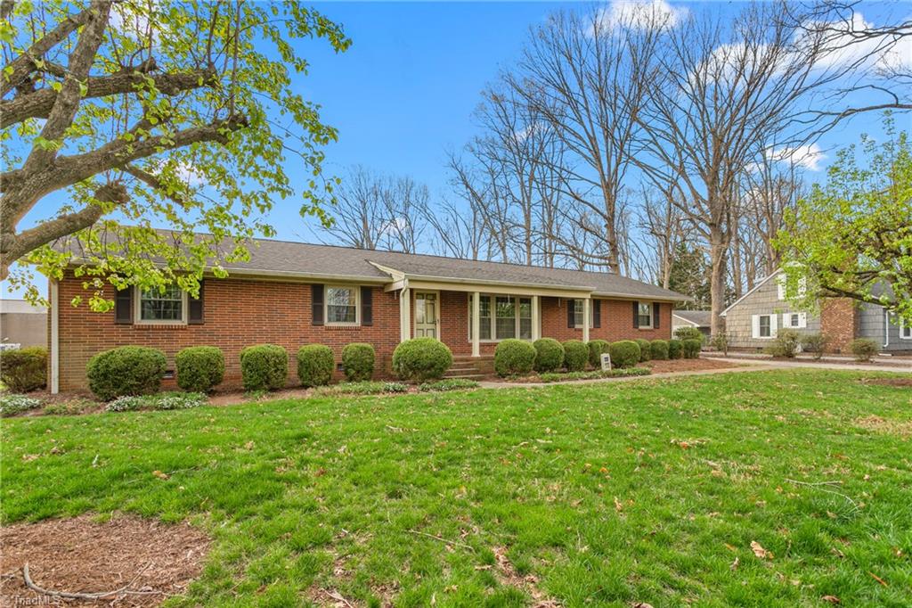 709 Sellars Mill Road Burlington, NC 27217 - Photo 3 of 33 Gallery Image 3