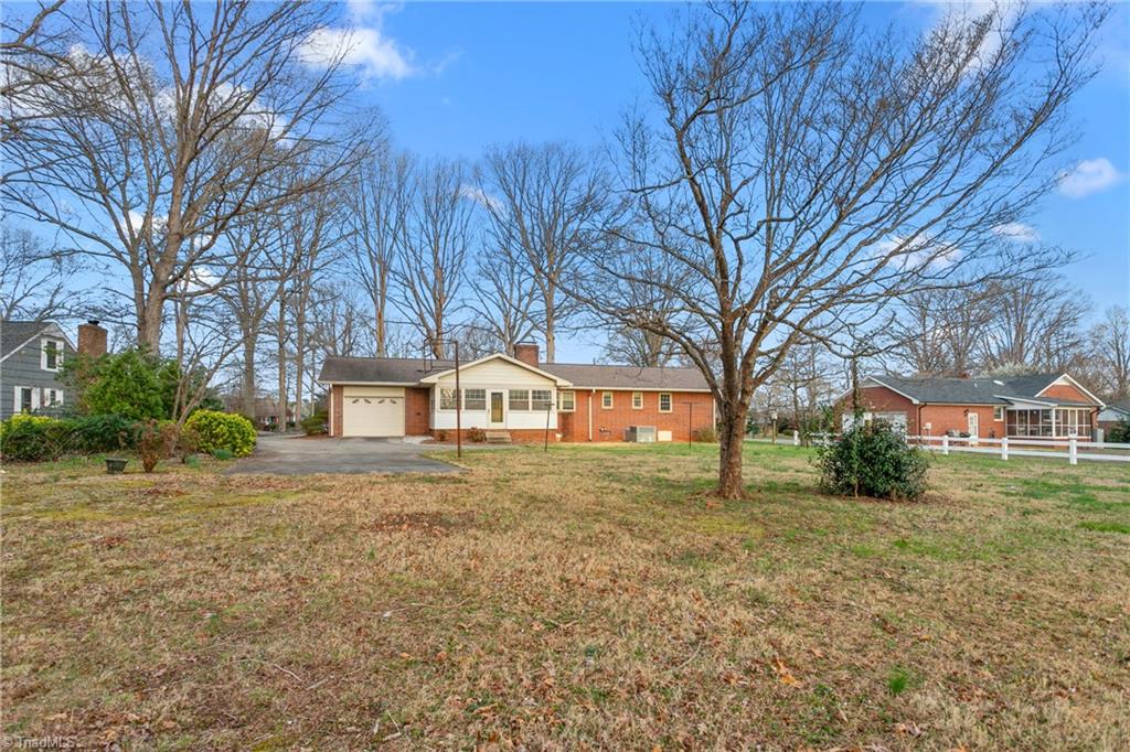 709 Sellars Mill Road Burlington, NC 27217 - Photo 32 of 33 Gallery Image 32