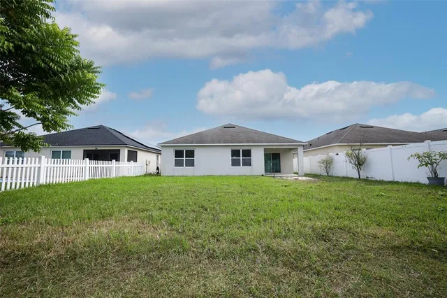 $300,000 | 1864 Green Dragon Drive, St. Cloud, FL 34771
