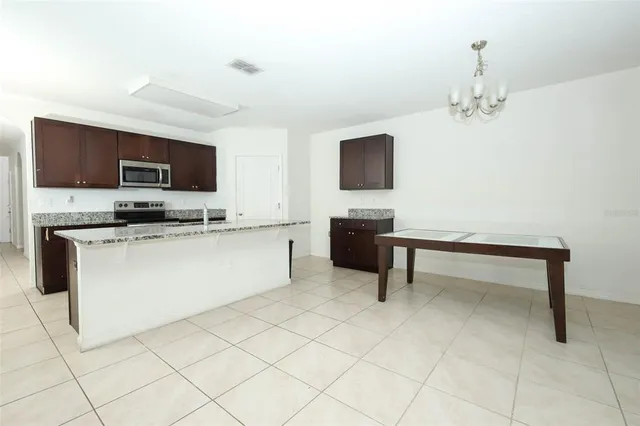 $300,000 | 1864 Green Dragon Drive, St. Cloud, FL 34771