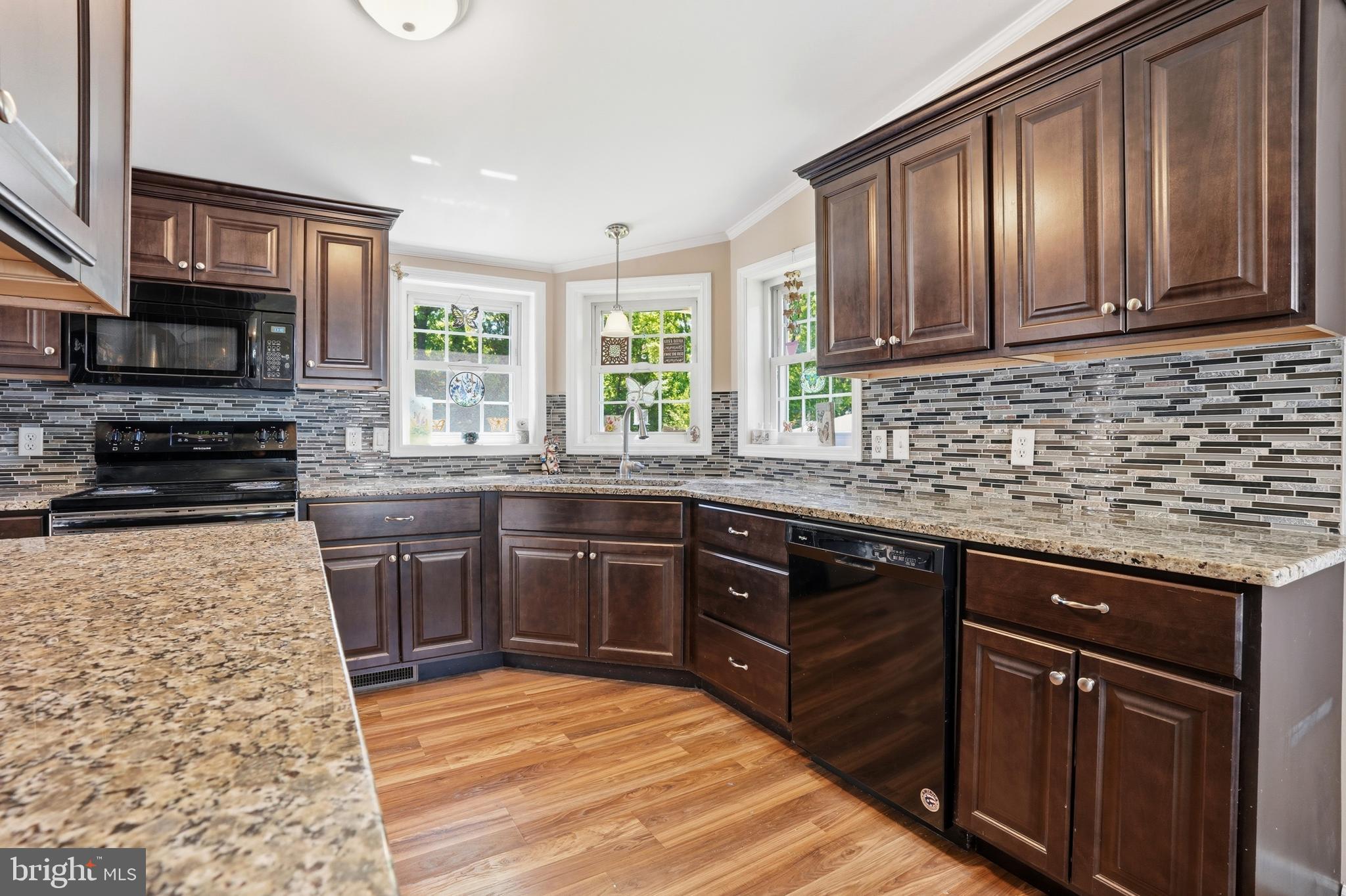 134 Heister Road Birdsboro, PA 19508 - Photo 4 of 37