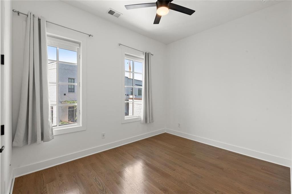 1910 Bay Line Lane Atlanta, GA 30318 - Photo 20 of 39