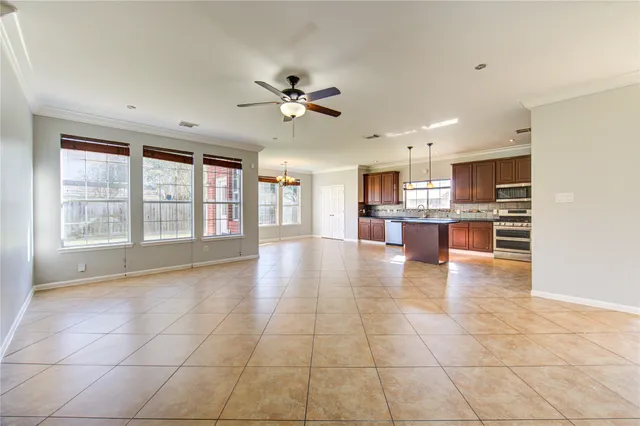 $2,895 | 5527 Gatesprings Lane, Sugar Land, TX 77479