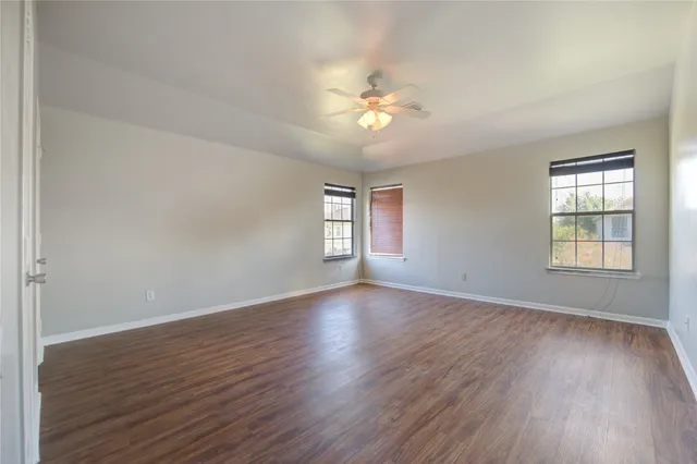 $2,895 | 5527 Gatesprings Lane, Sugar Land, TX 77479