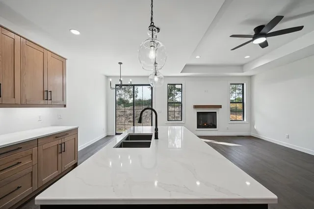 $358,900 | 305 Willow Street, Pardeeville, WI 53954