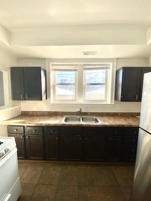 5214 West Deming Place, Unit 2R Chicago, IL 60639 - Photo 9 of 23