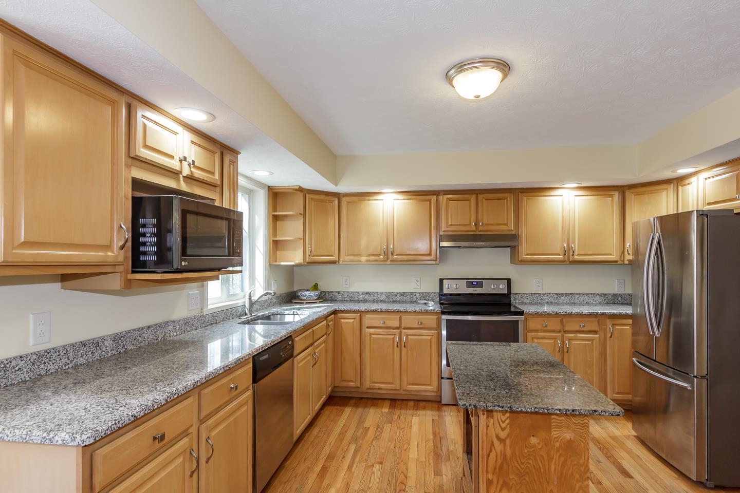 1 Nightingale Road Brookline, NH 03033 - Photo 11 of 44