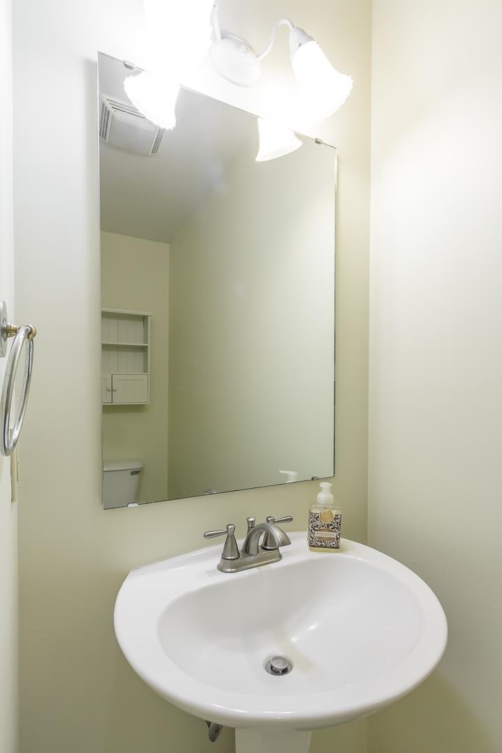 1 Nightingale Road Brookline, NH 03033 - Photo 22 of 44
